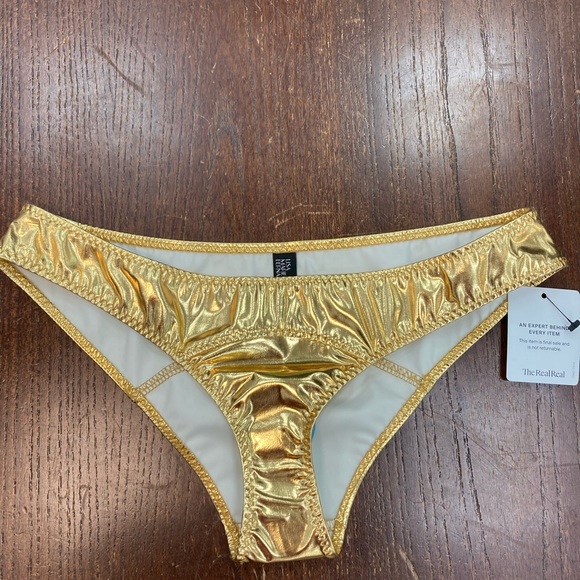 Lisa Marie Fernandez Bikini - Picture 8 of 8